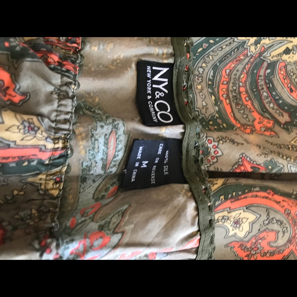 Skirt - Picture 4 of 5